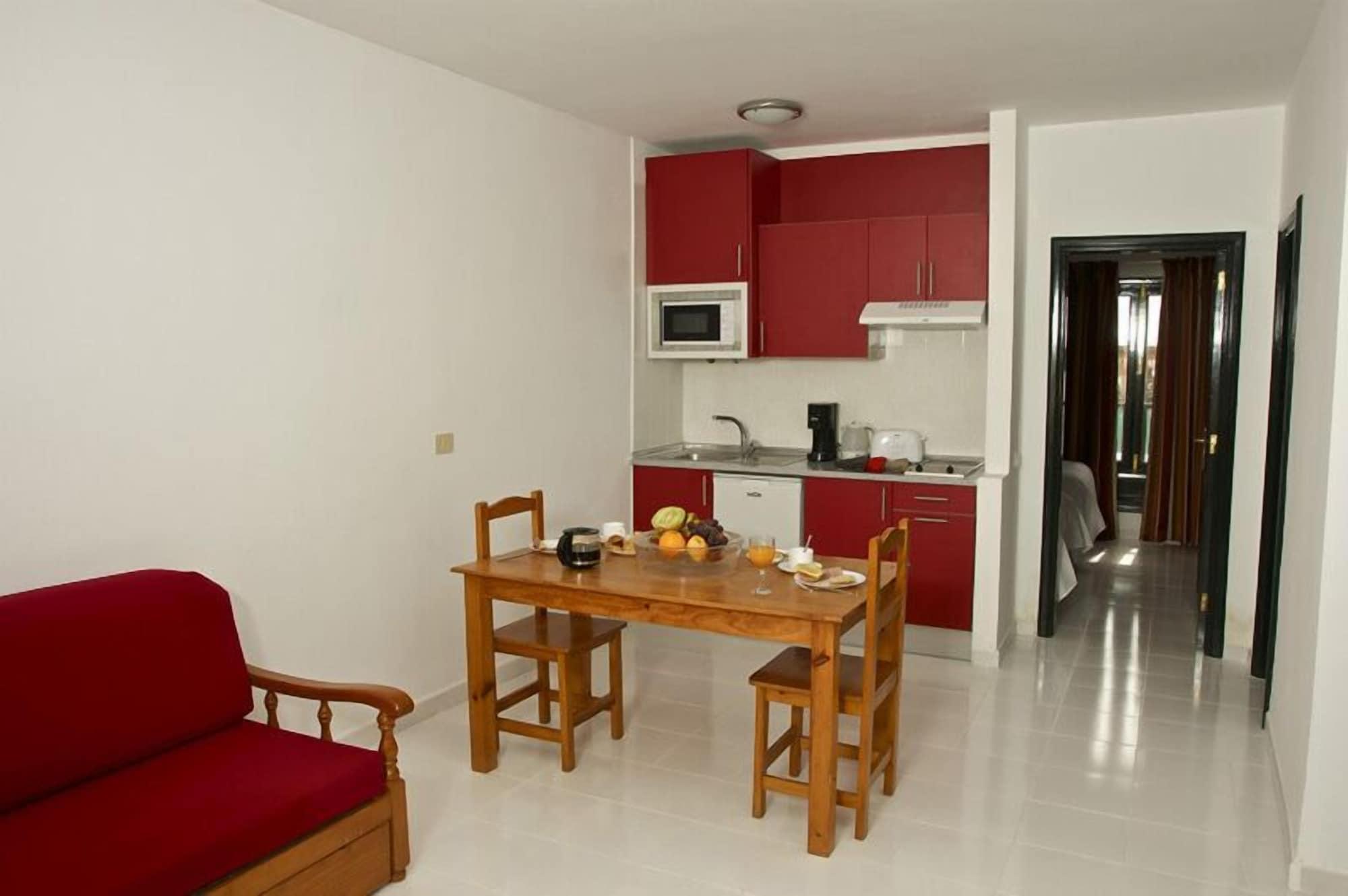 Sol Apartamentos Costa Teguise Εξωτερικό φωτογραφία