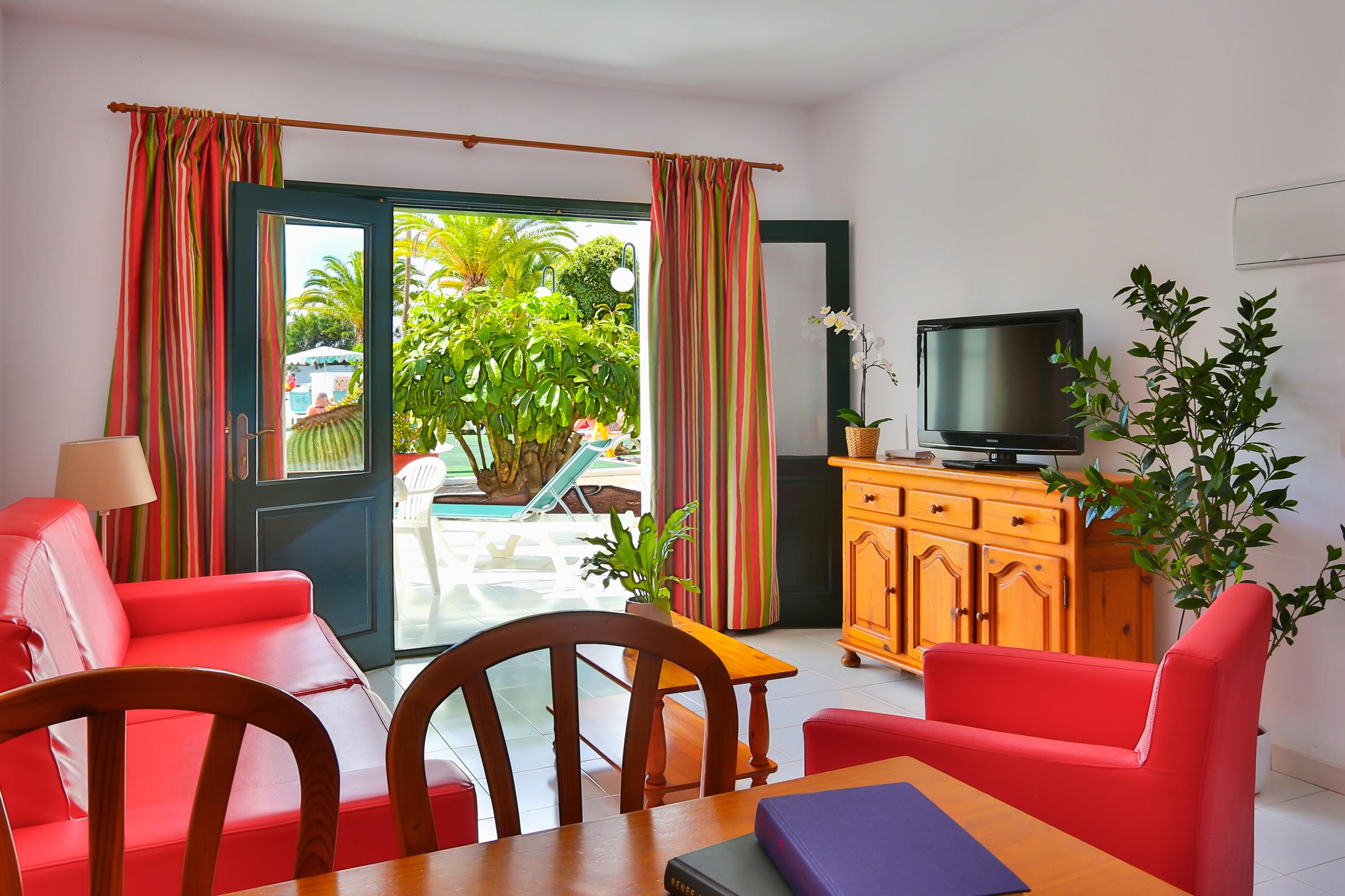 Sol Apartamentos Costa Teguise Εξωτερικό φωτογραφία