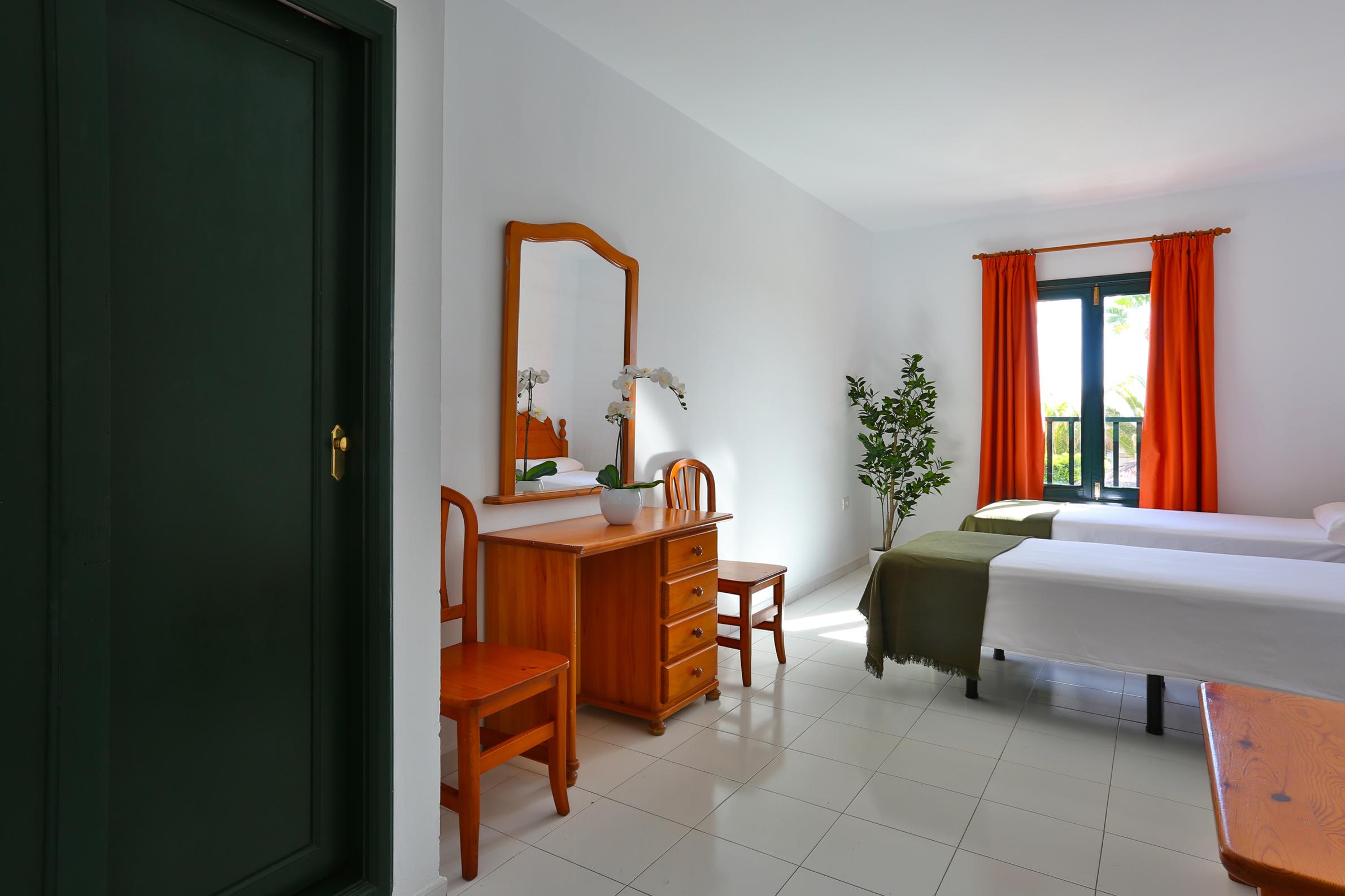 Sol Apartamentos Costa Teguise Εξωτερικό φωτογραφία