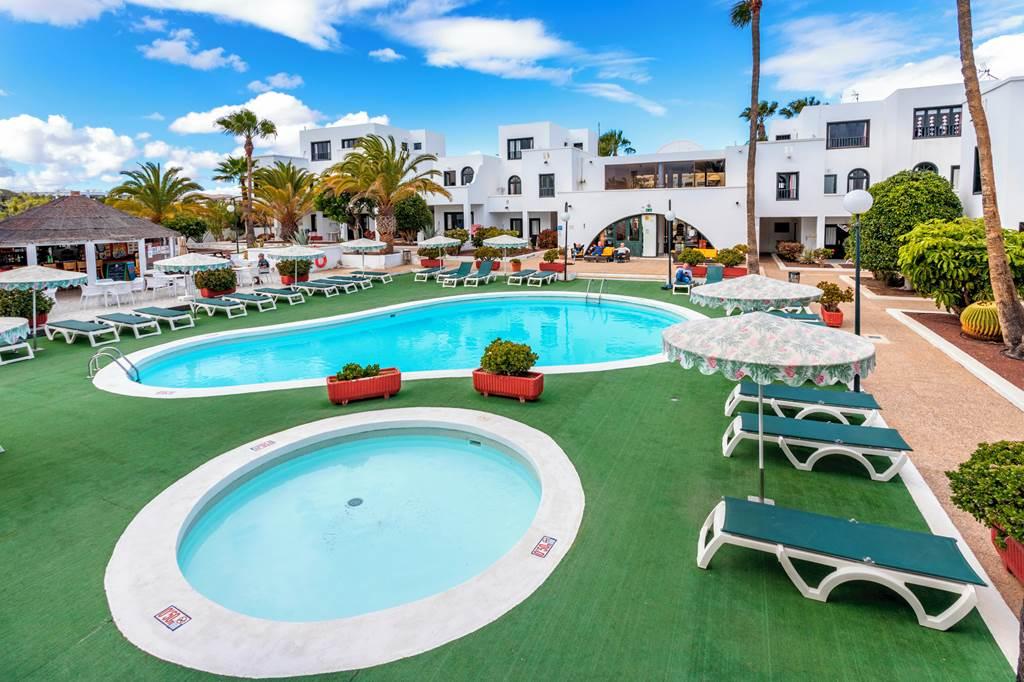 Sol Apartamentos Costa Teguise Εξωτερικό φωτογραφία