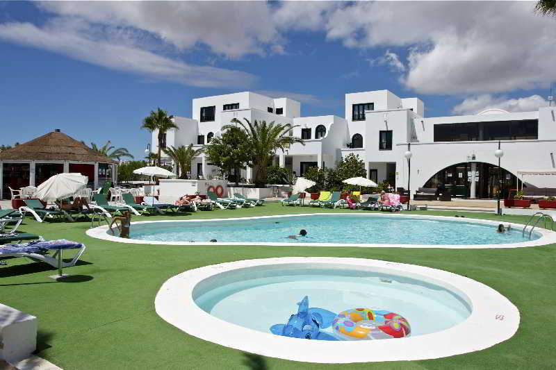 Sol Apartamentos Costa Teguise Εξωτερικό φωτογραφία